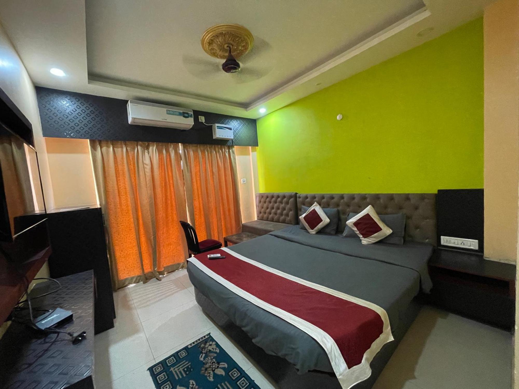 Hotel Seven Inn By Seven Group Puri Exterior photo